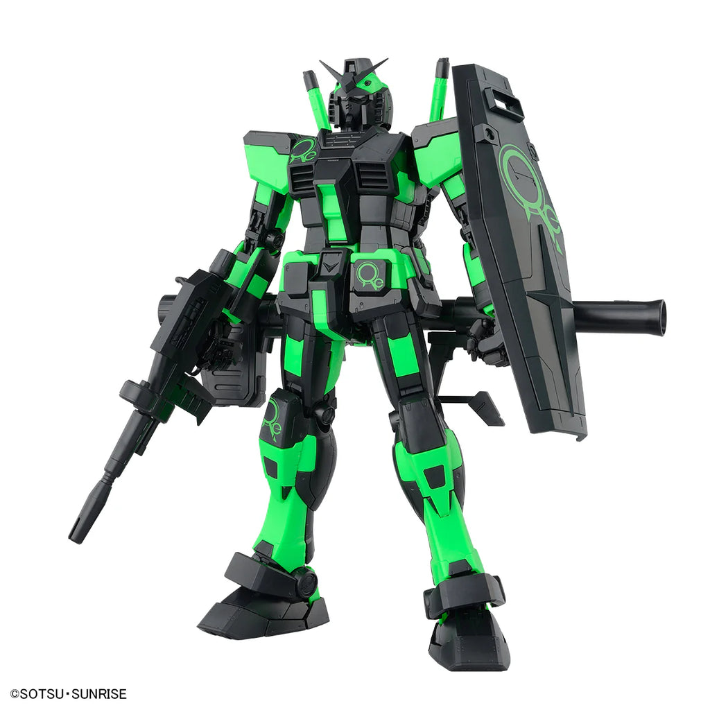 MG 1/100 RX-78-2 GUNDAM Ver.3.0 [RECIRCULATION COLOR/NEON GREEN] - Model Kit Articulado - Bandai