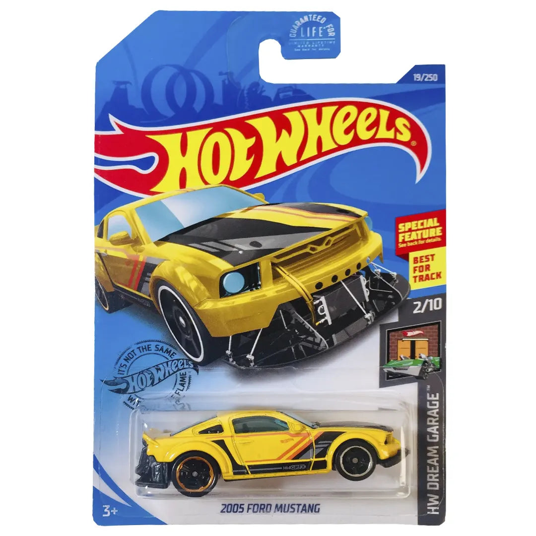 2005 Ford Mustang - Dream Garage 2/10 - Hot Wheels