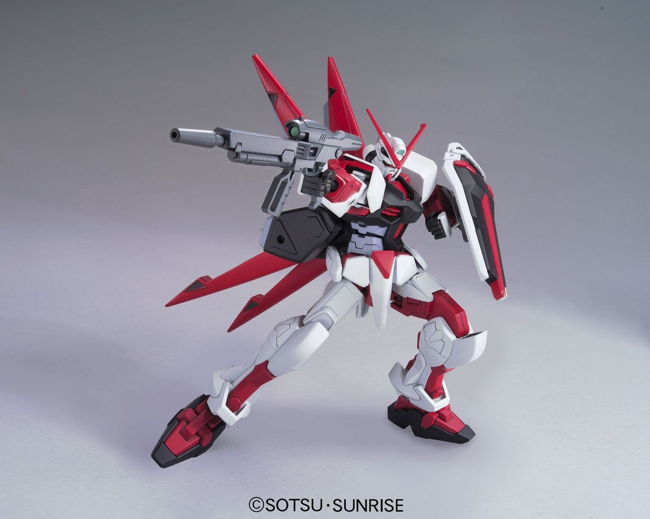 HG 1/144 R16 M1 ASTRAY - Model Kit Articulado - Bandai