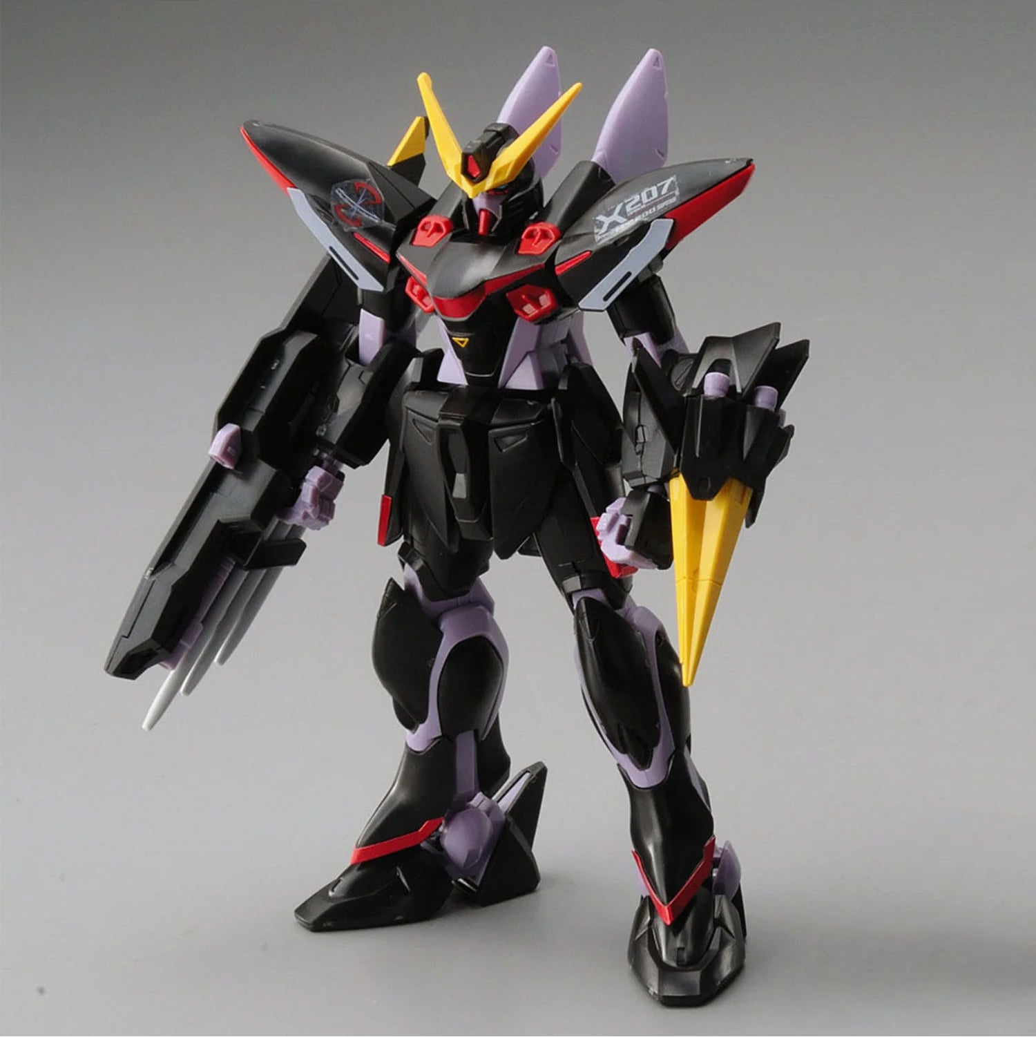 HG 1/144 R04 BLITZ GUNDAM - Model Kit Articulado - Bandai