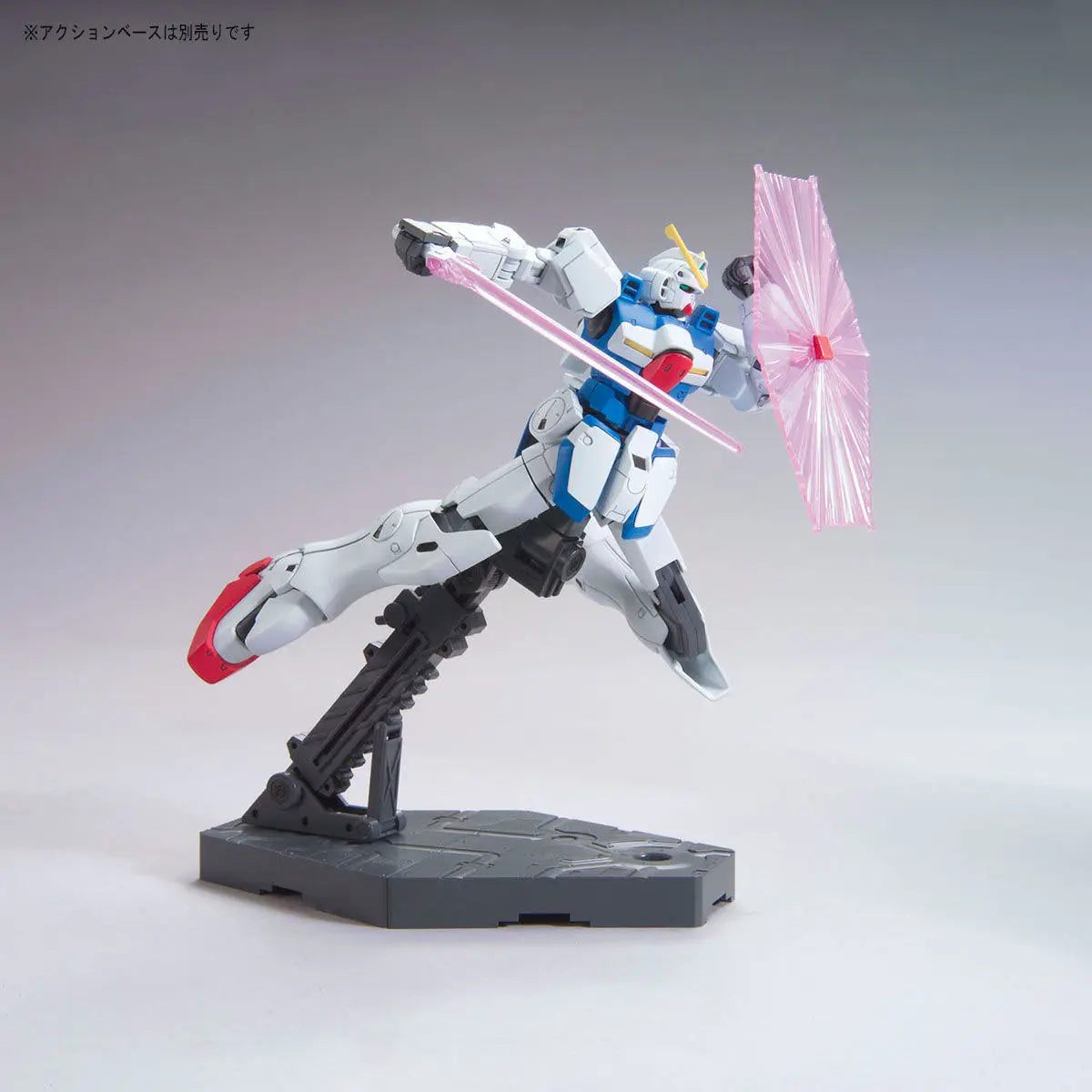 HGUC 1/144 LM312V04 VICTORY GUNDAM - Model Kit Articulado - Bandai