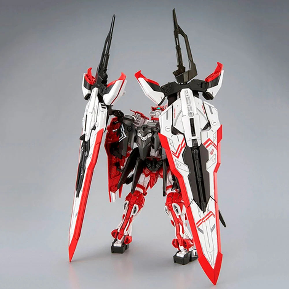 MG 1/100 MBF-02VV GUNDAM ASTRAY TURN RED - Model Kit Articulado - Bandai