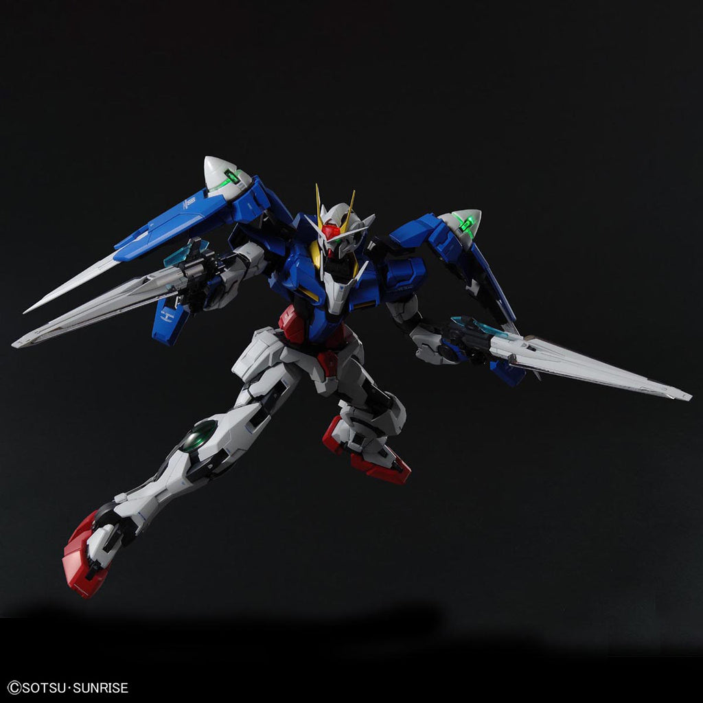 PG 1/60 00-RAISER - Model Kit Articulado - Bandai