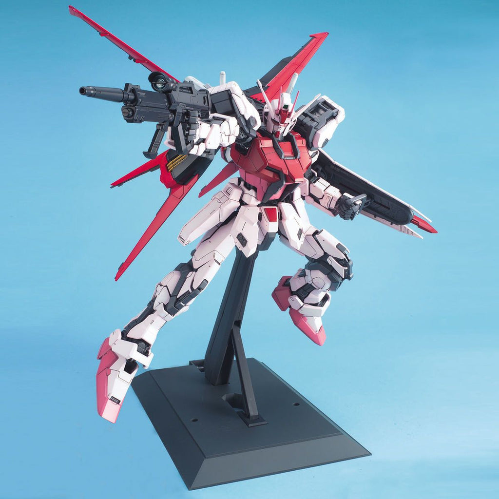 PG 1/60 STRIKE ROUGE + SKY GRASPER - Model Kit Articulado - Bandai