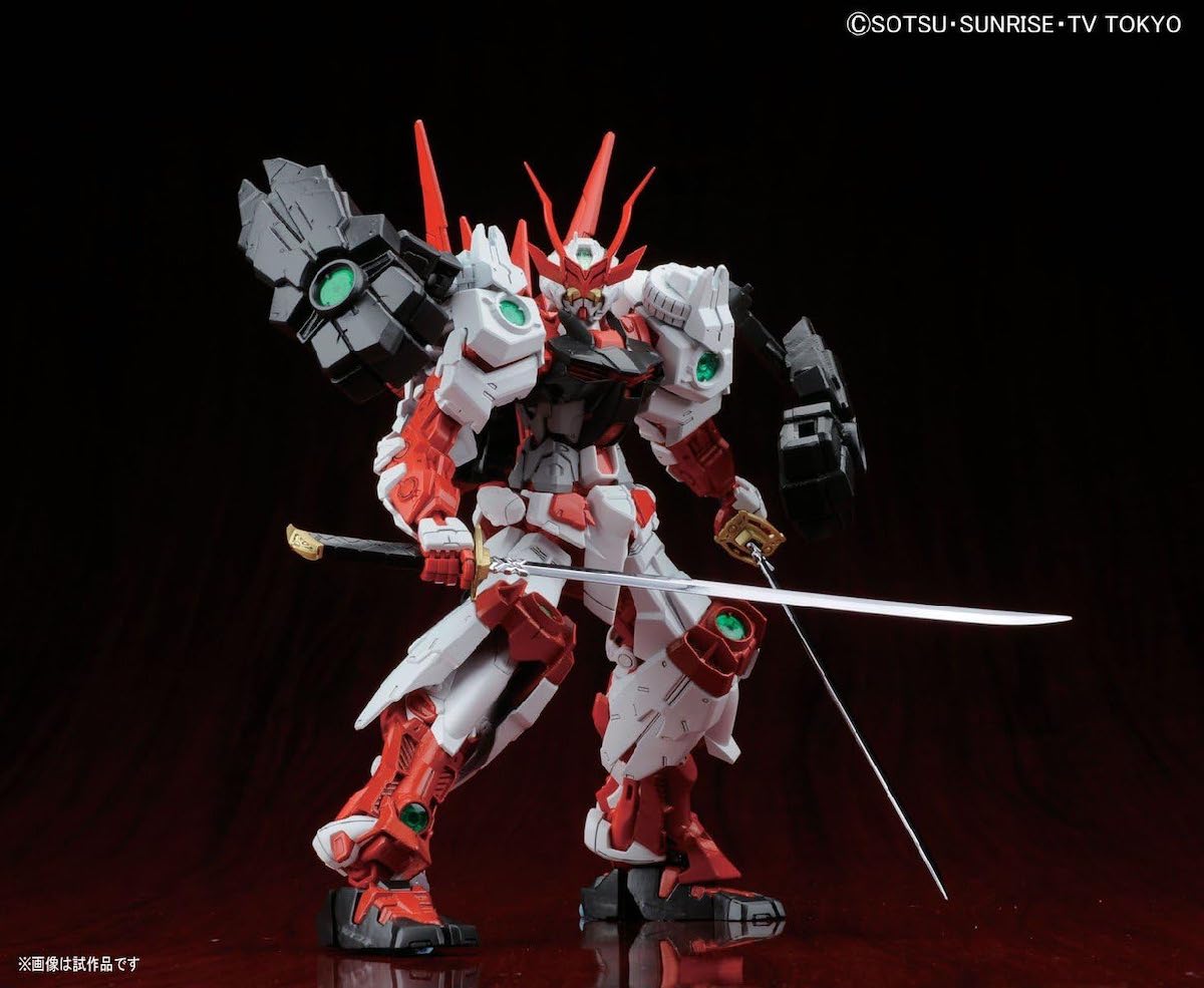 MG 1/100 SENGOKU ASTRAY GUNDAM  - Model Kit Articulado - Bandai