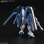 1/144 HGCE Rising Freedom Gundam - Model Kit Articulado - Bandai