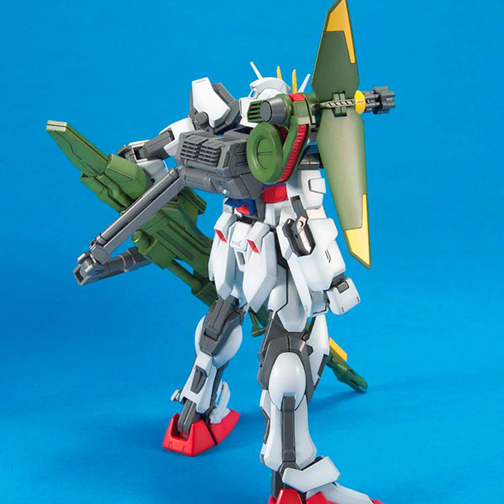 MG 1/100 STRIKE GUNDAM LAUNCHER / SWORD - Model Kit Articulado - Bandai