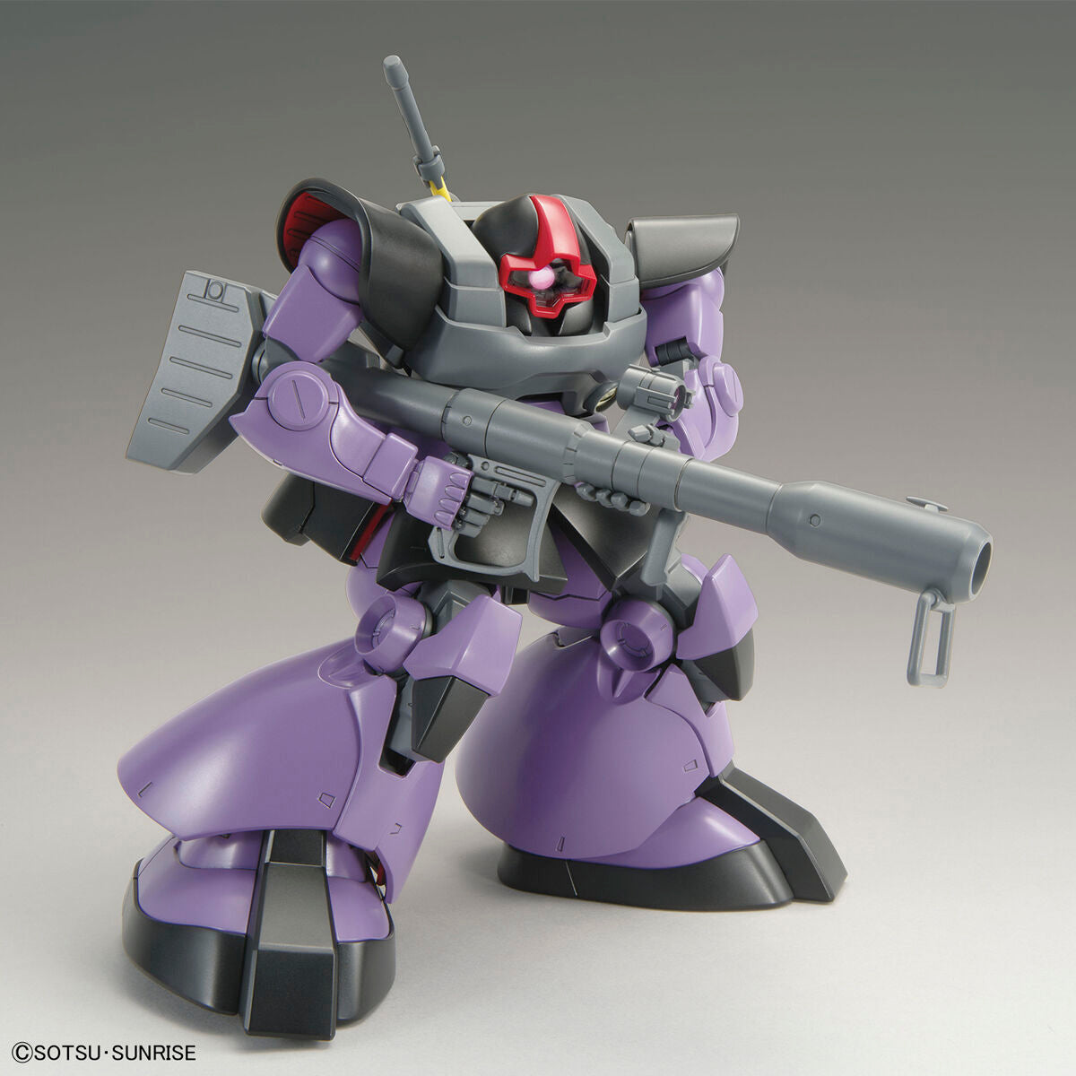 MG 1/100 DOM - Model Kit Articulado - Bandai