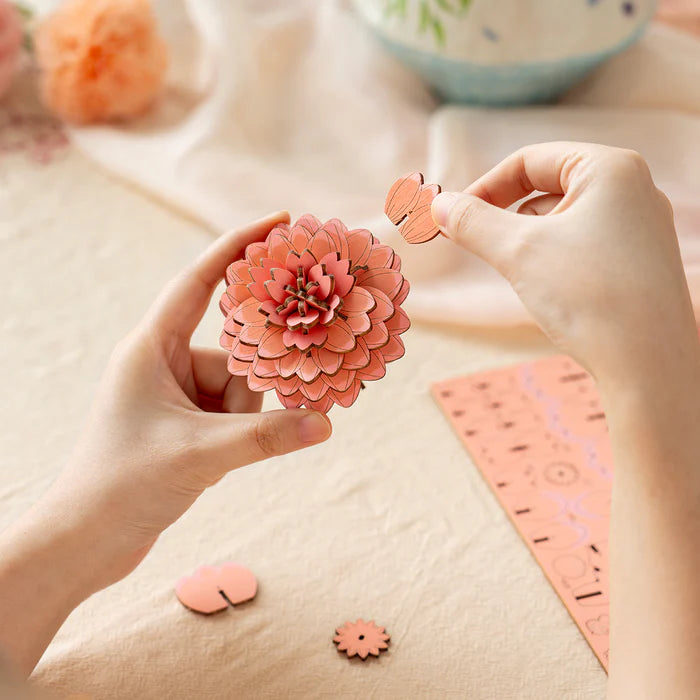 Pink Dahlia - Rompecabezas 3D - Maqueta de Madera Robotime