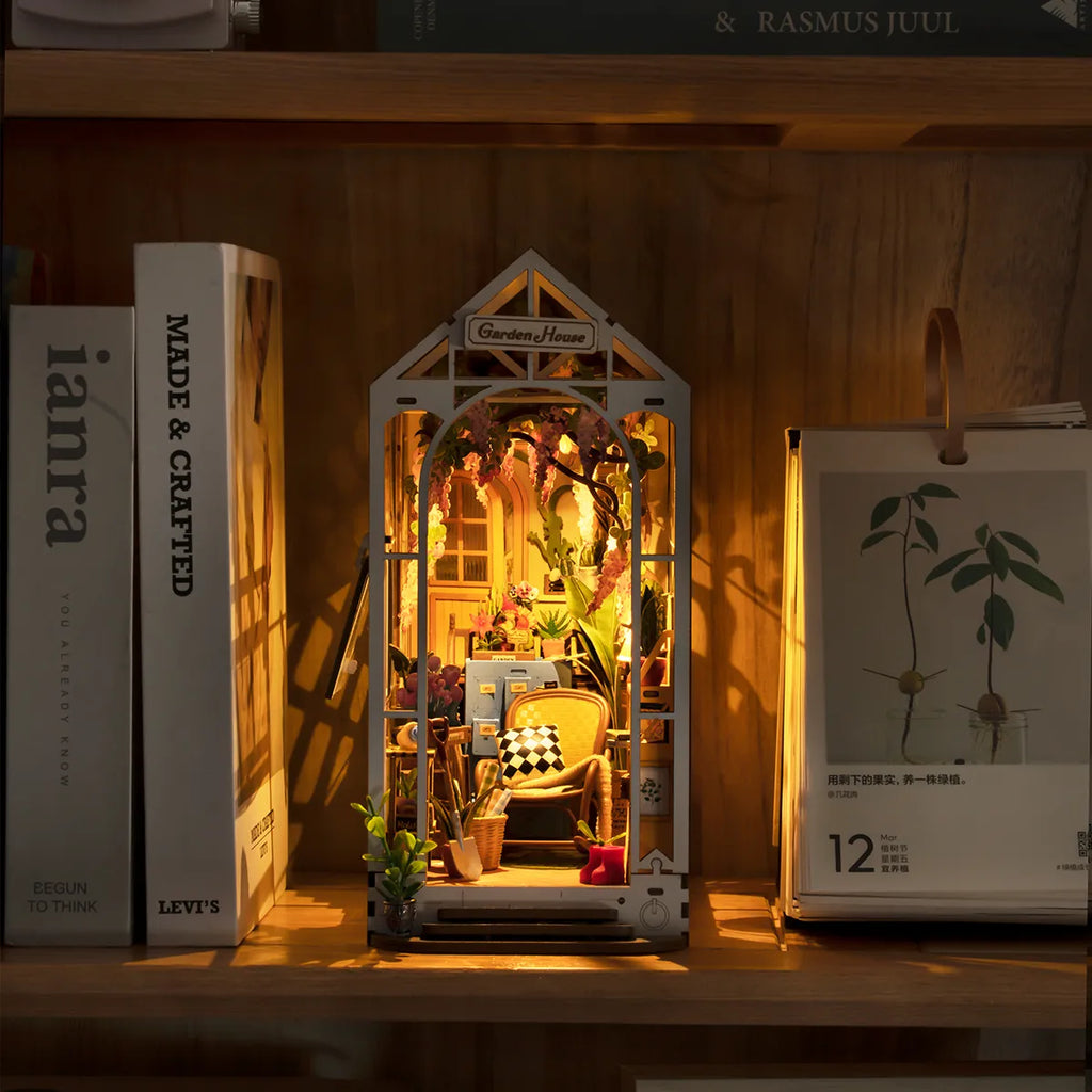 Jardin Secreto - Separador de Libros - Maqueta Tonecheer – BlasterChile