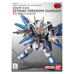 SD GUNDAM EX-STANDARD Strike Freedom Gundam - Model Kit Articulado - Bandai