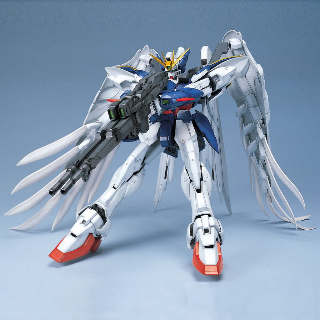 PG 1/60 W-GUNDAM ZERO CUSTOM - Model Kit Articulado - Bandai