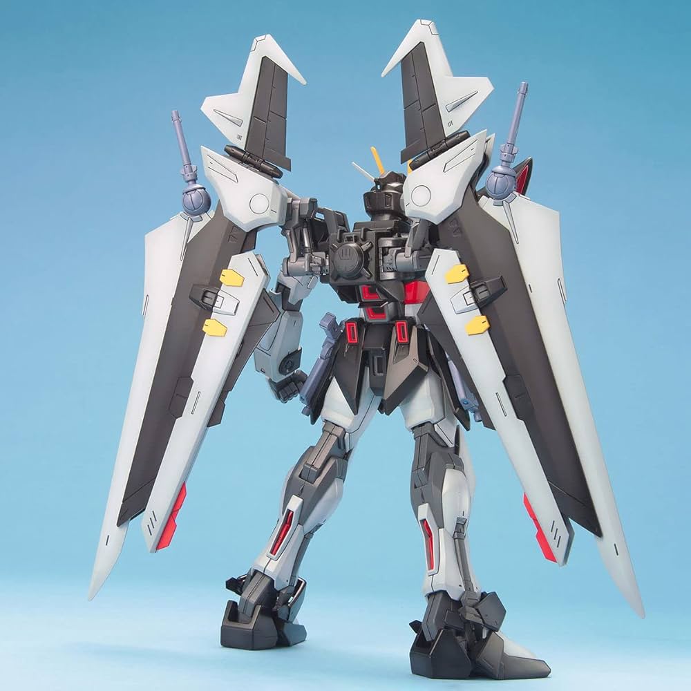 MG 1/100 Strike Noir - Model Kit Articulado - Bandai