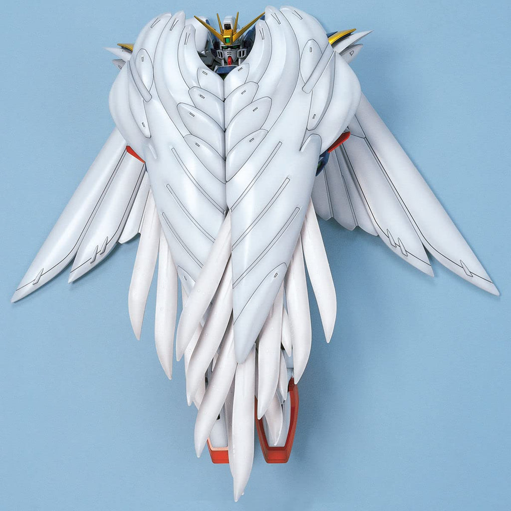 PG 1/60 W-GUNDAM ZERO CUSTOM - Model Kit Articulado - Bandai