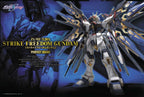 PG 1/60 STRIKE FREEDOM GUNDAM - Model Kit Articulado - Bandai