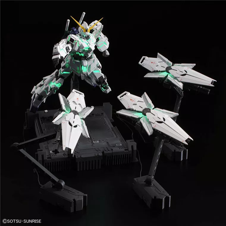 MGEX 1/100 UNICORN GUNDAM Ver.Ka - Model Kit - Bandai