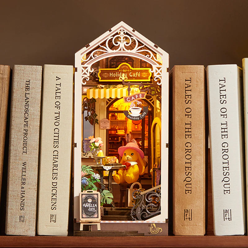 Holiday Café - Sujeta Libros - Maqueta Rolife