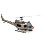 Helicóptero UH-1 Huey - Maqueta 3D - Metal Earth