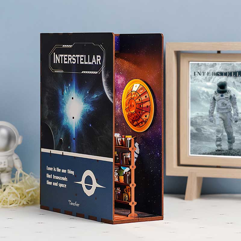 Interstellar  - Separador de Libros - Maqueta Tonecheer