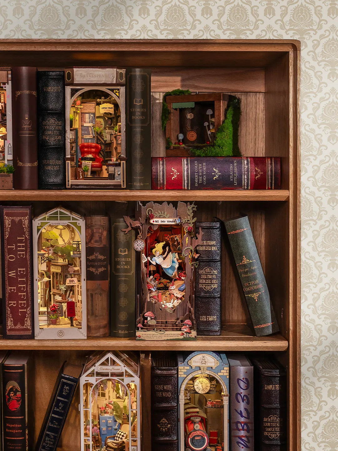 Fall Into Wonder - Sujeta Libros - Maqueta Rolife