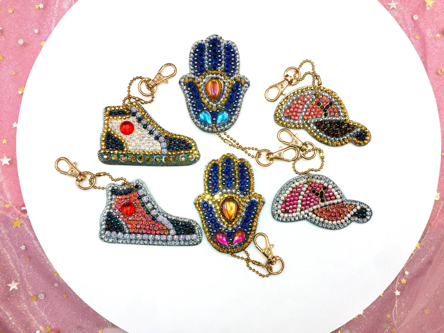 LLAVEROS HAMSA ZAPATILLA (6 UNID) - Pintura de Diamante