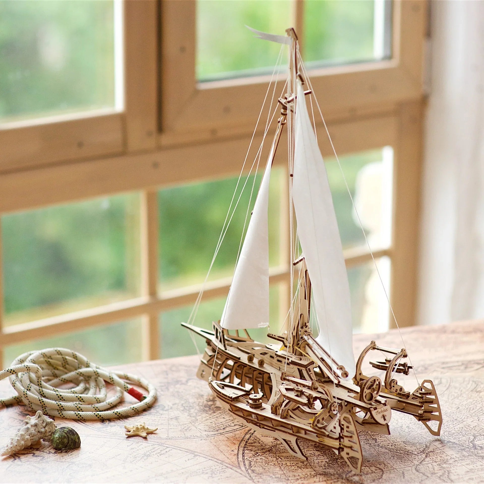 Velero - Trimaran Merihobus - Puzzle 3D de Madera - Ugears