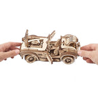 Coche deportivo Cobra Drift - Maqueta Mecánica de Madera - Ugears