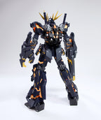 HGUC 1/144 RX-0 Unicorn Gundam 02 Banshee (Destroy Mode) - Model Kit Articulado - Bandai