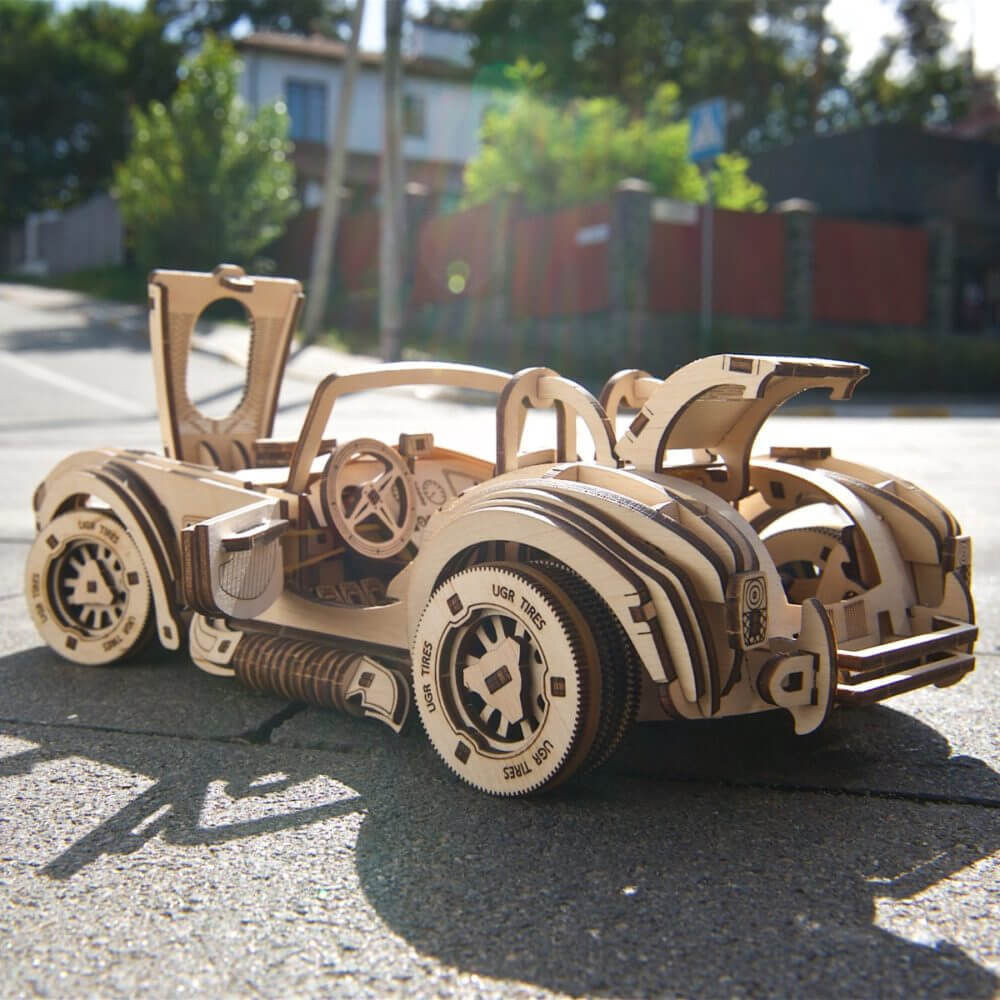 Coche deportivo Cobra Drift - Maqueta Mecánica de Madera - Ugears
