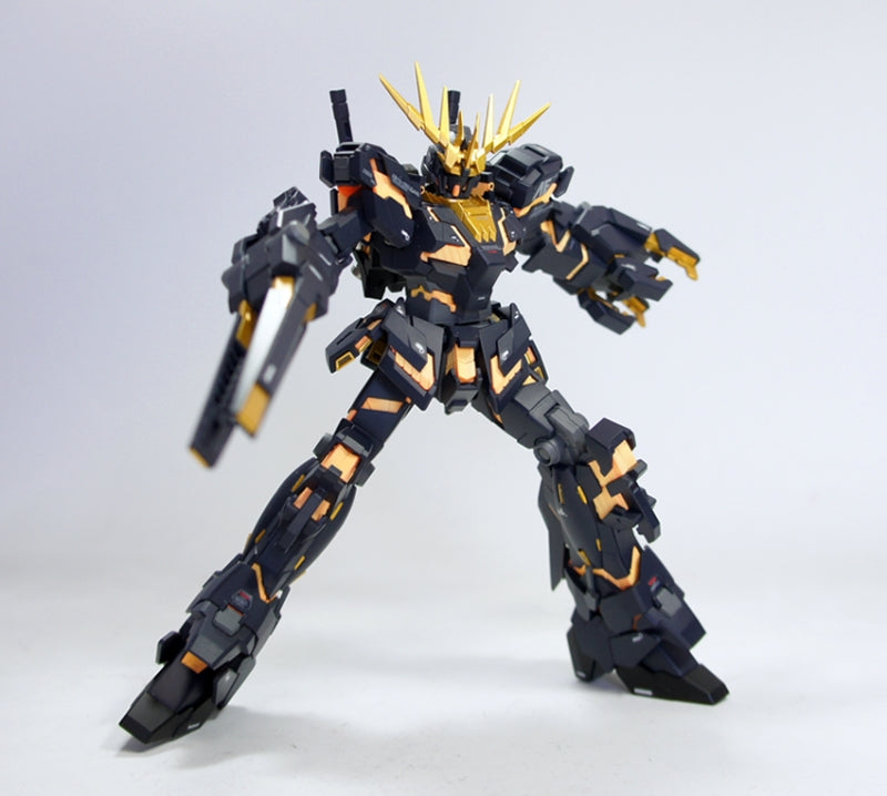 HGUC 1/144 RX-0 Unicorn Gundam 02 Banshee (Destroy Mode) - Model Kit Articulado - Bandai