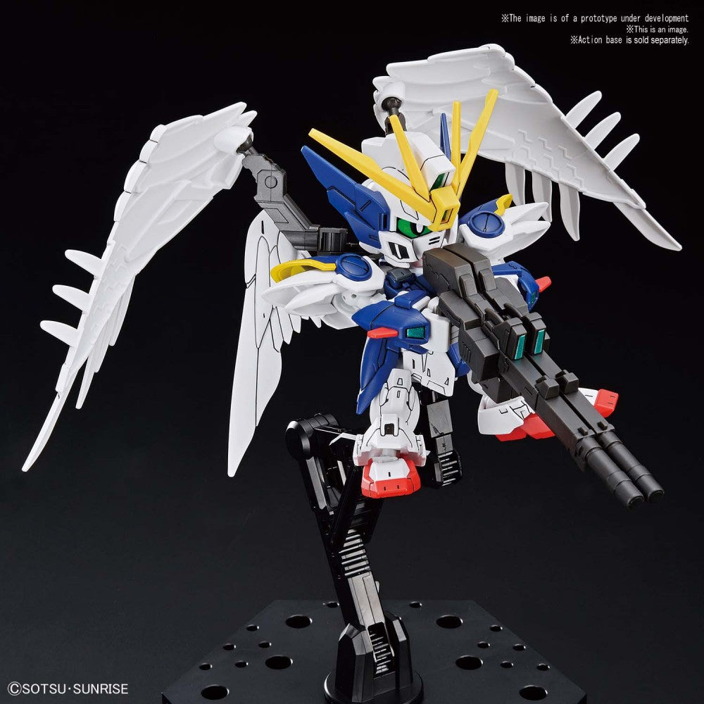 SD Gundam Cross Silhouette Wing Gundam Zero EW - Model Kit Articulado - Bandai