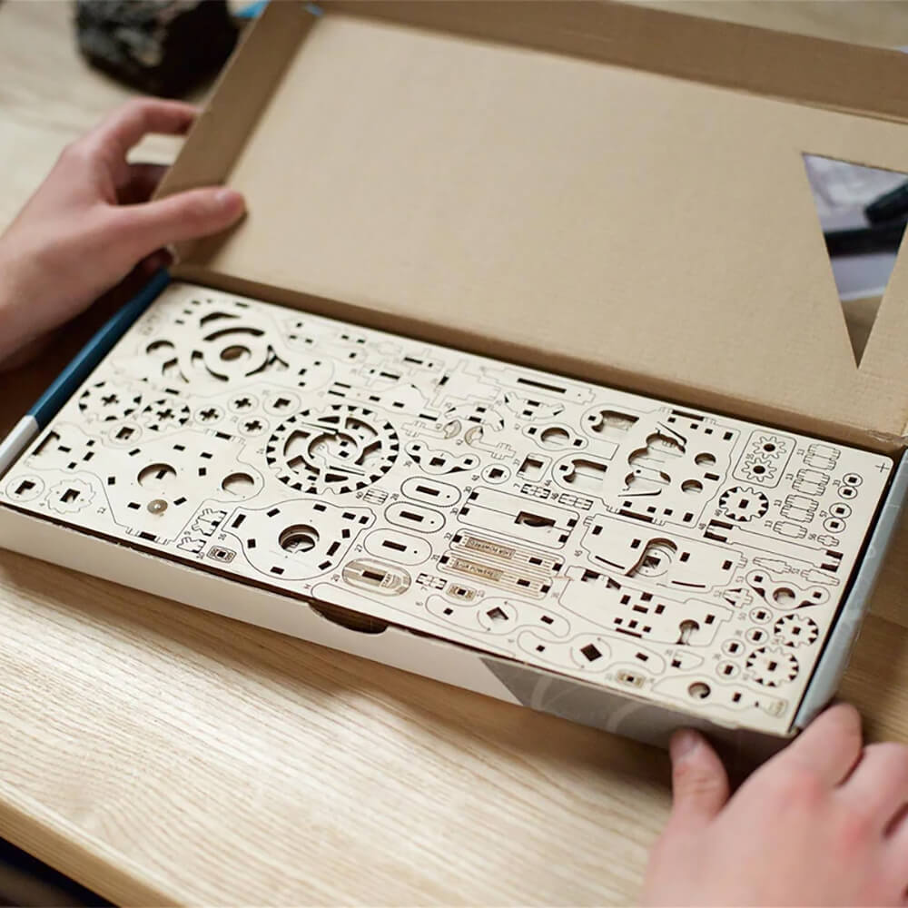 Coche deportivo Cobra Drift - Maqueta Mecánica de Madera - Ugears