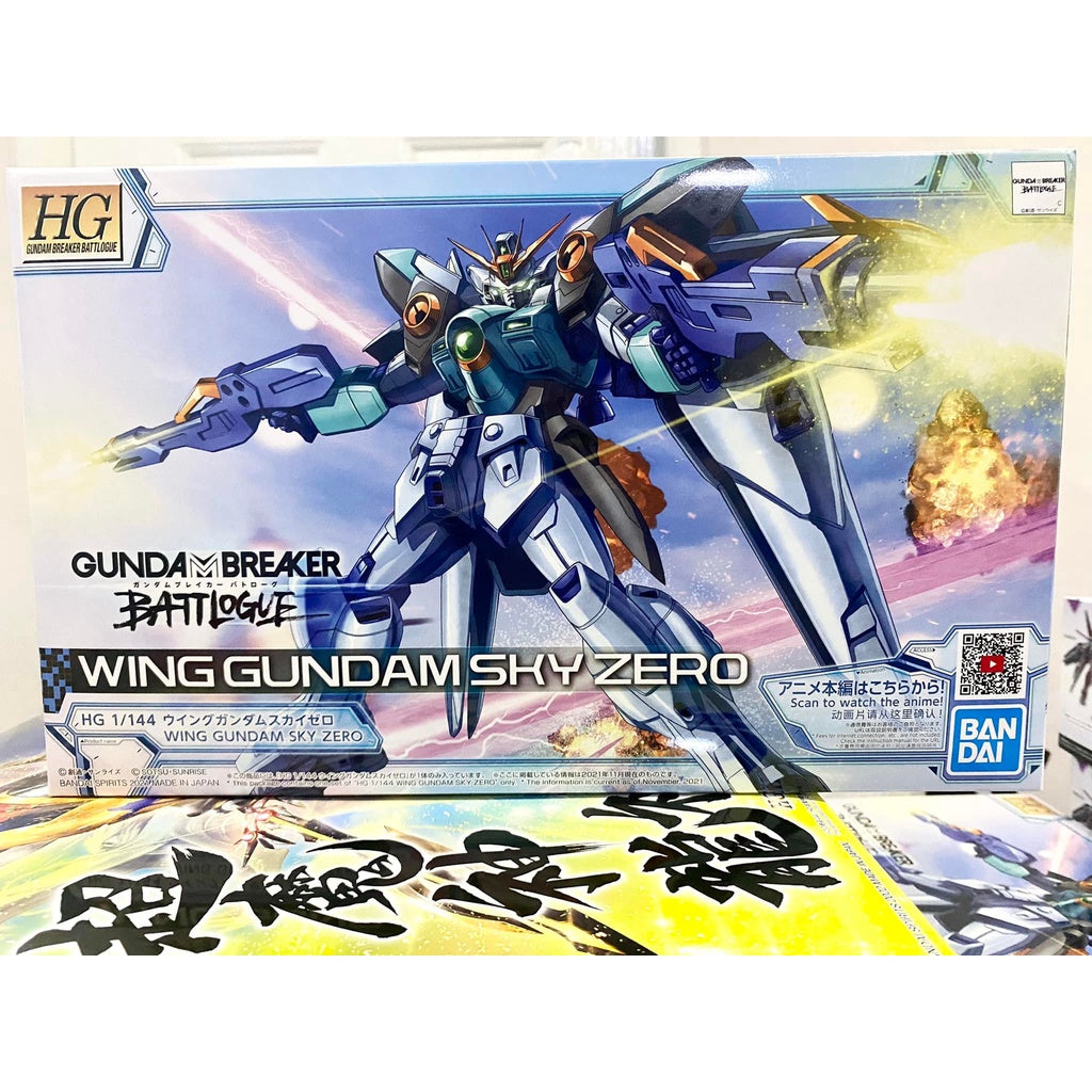 HG 1/144 Wing Gundam Sky Zero - Model Kit Articulado - Bandai