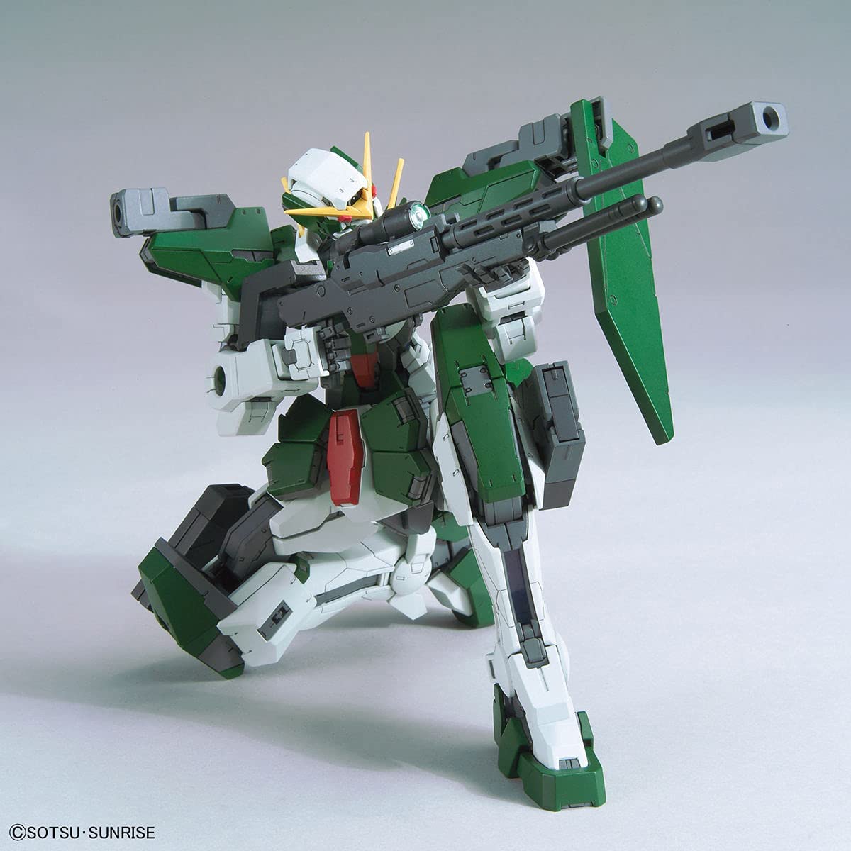 MG 1/100 Gundam Dynames - Model Kit Articulado - Bandai