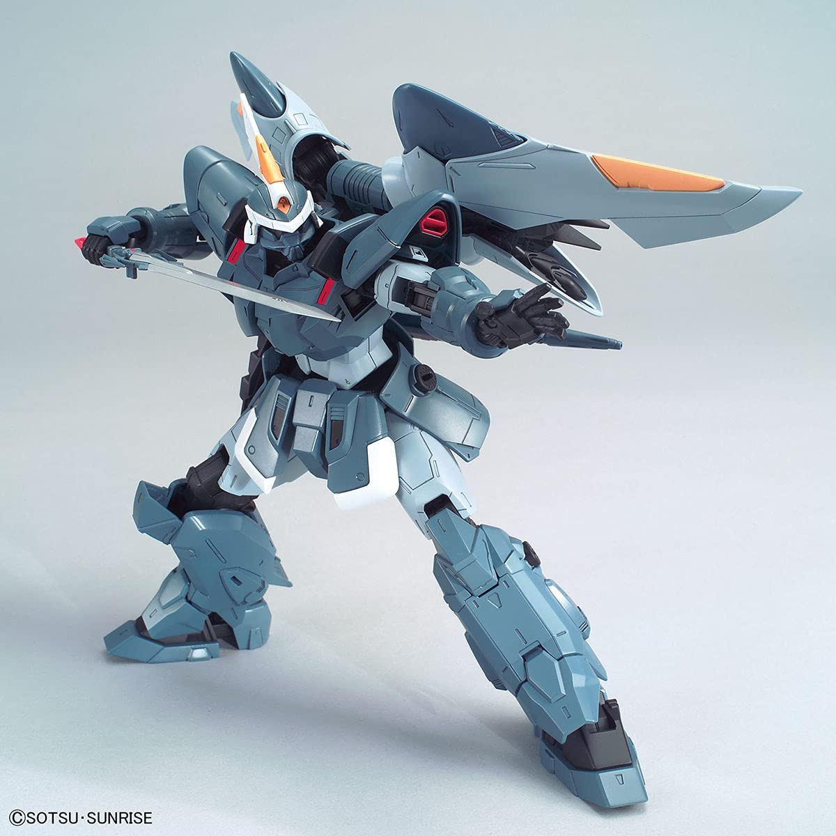 MG 1/100 MOBILE GINN - Model Kit Articulado - Bandai
