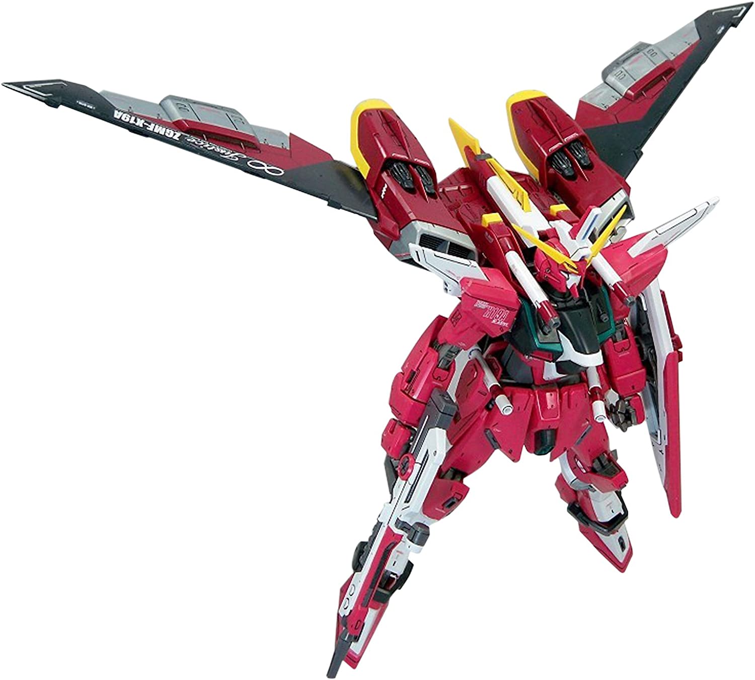 MG 1/100 Infinite Justice Gundam - Model Kit Articulado - Bandai