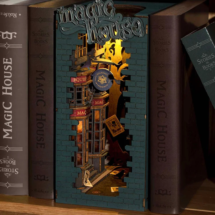 Magic House - Sujeta Libros - Maqueta Rolife