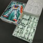 1/144 FG Gundam Rx 78-2 - Model Kit Articulado - Bandai