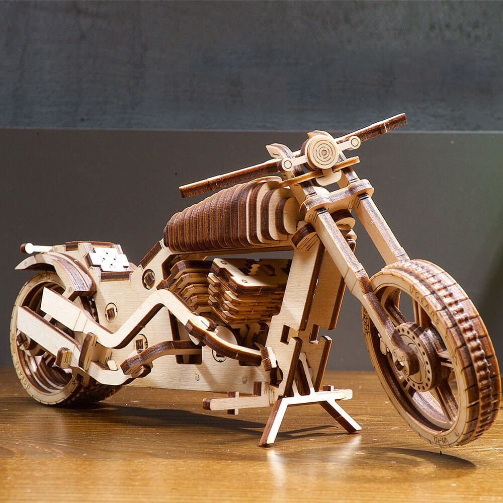 Motocicleta VM-02 - Maqueta Mecánica de Madera - Ugears