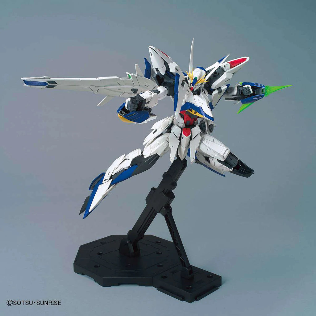 MG 1/100 ECLIPSE GUNDAM - Model Kit Articulado - Bandai