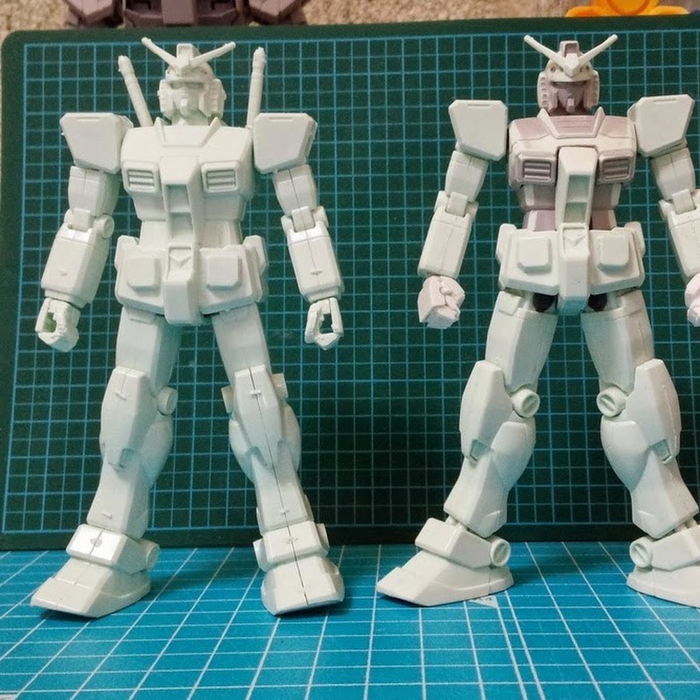 1/144 FG Gundam Rx 78-2 - Model Kit Articulado - Bandai